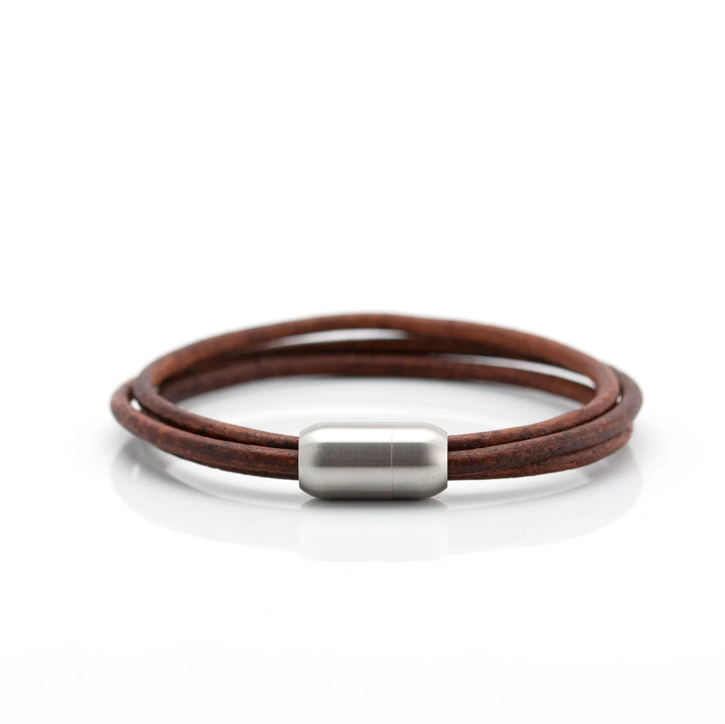 Bracciale in cordino di pelle con cordino a strati e chiusura magnetica in acciaio inossidabile spazzolato