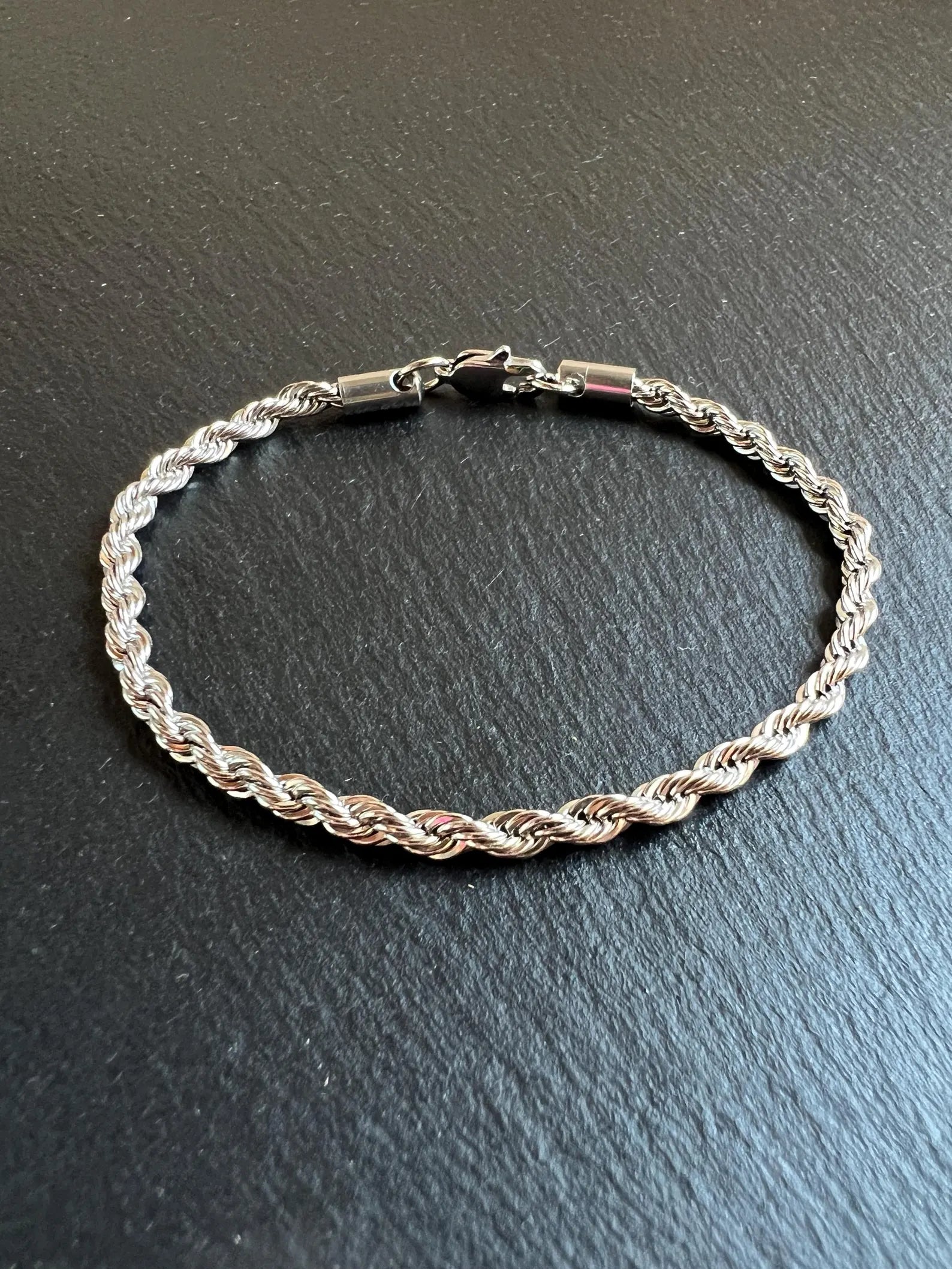 Bracciale da uomo da 4 mm. Catena a corda in acciaio inossidabile
