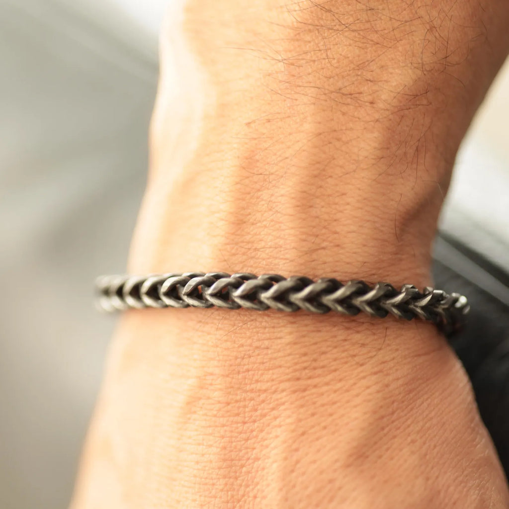 Bracciale a catena Foxtail in acciaio inossidabile con finitura ossidata opaca scura