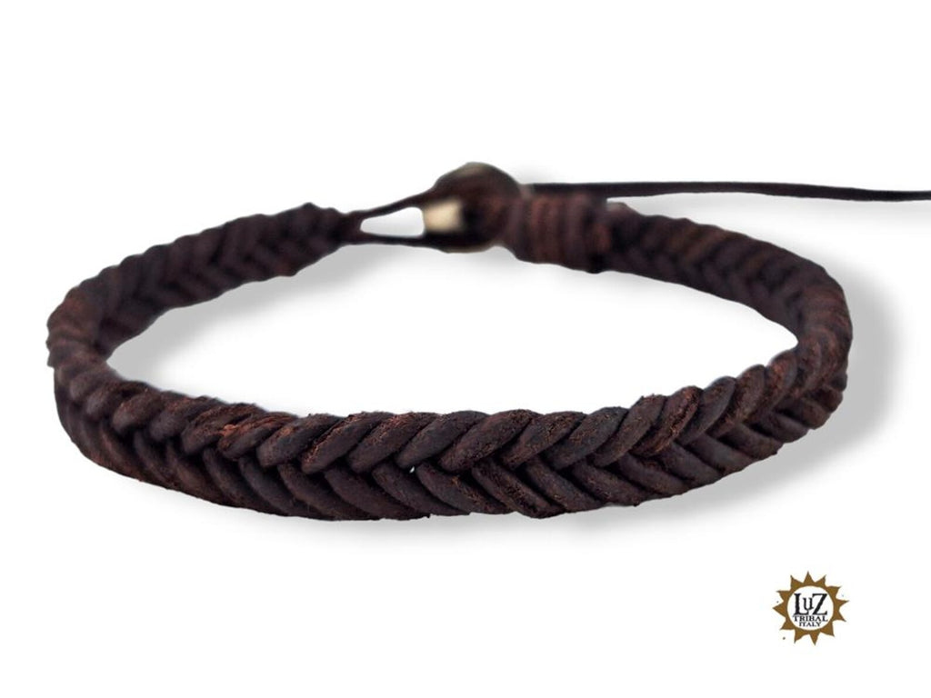 Bracciale uomo in cuoio grezzo intrecciato a mano