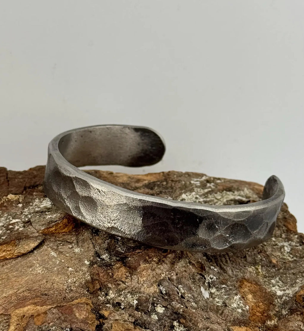 Bracciale rigido in acciaio inossidabile