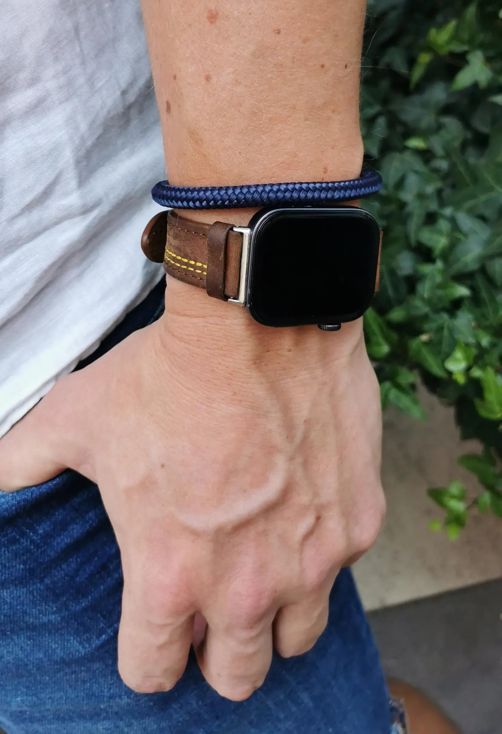 Bracciale da uomo blu scuro